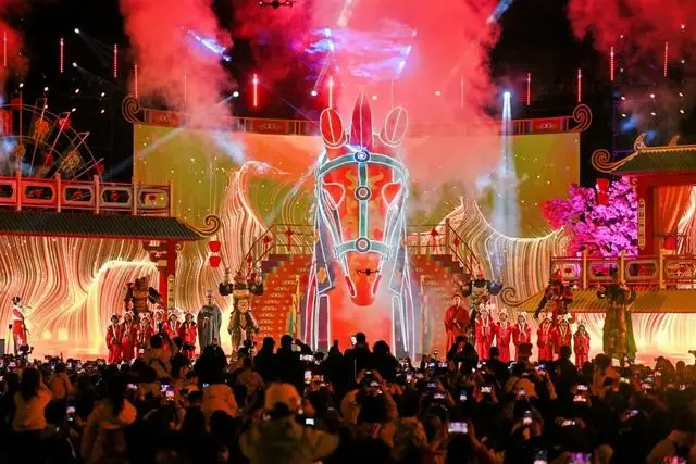 马年首日，四川A级景区待客767万人次