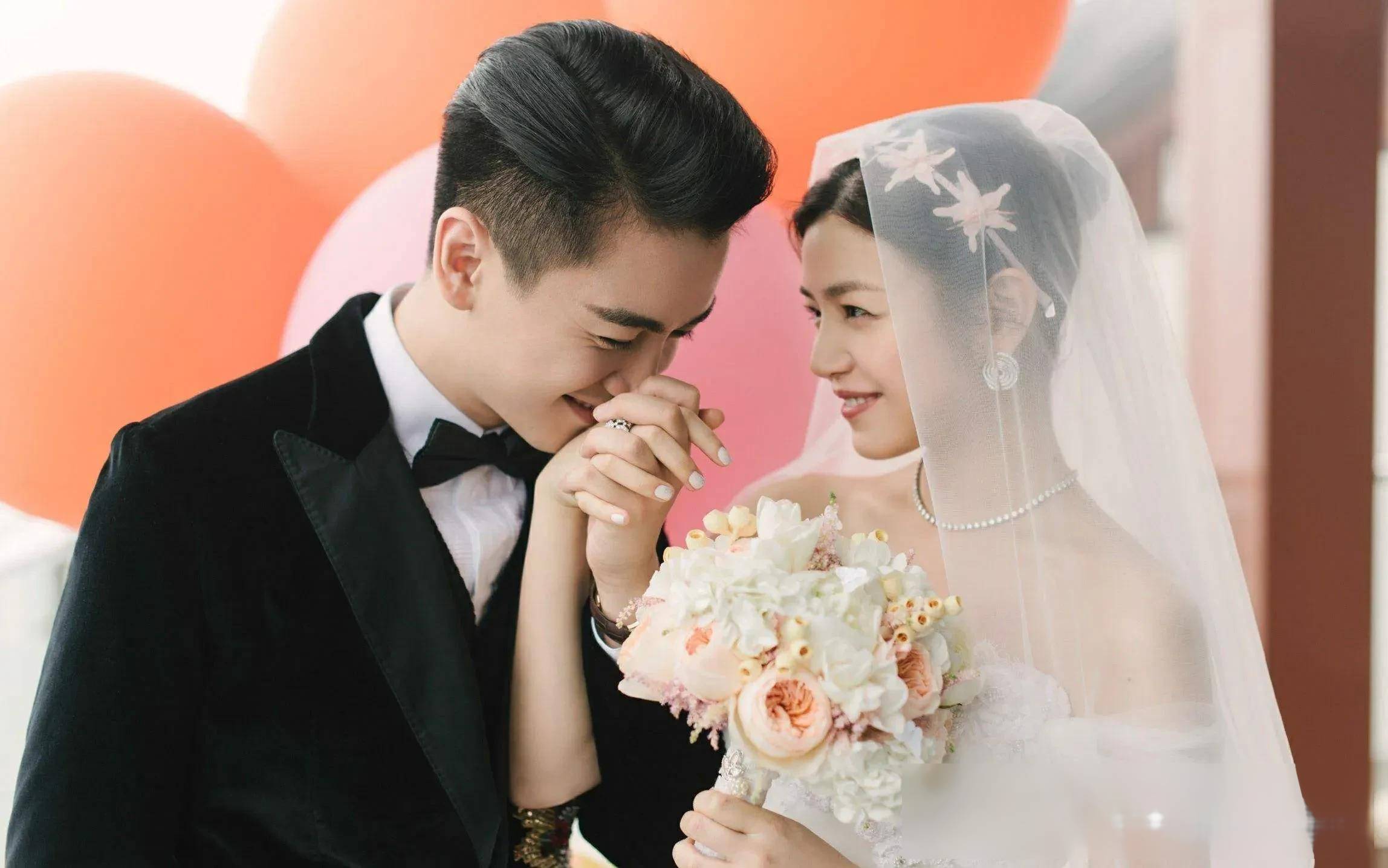 刘涛闺蜜王颖__刘涛最铁男闺蜜