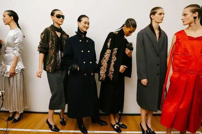 2021纽约春夏时装秀__春夏纽约时装周