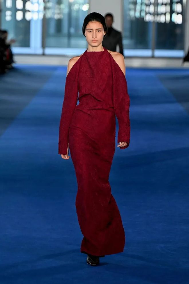 _春夏纽约时装周_2021纽约春夏时装秀