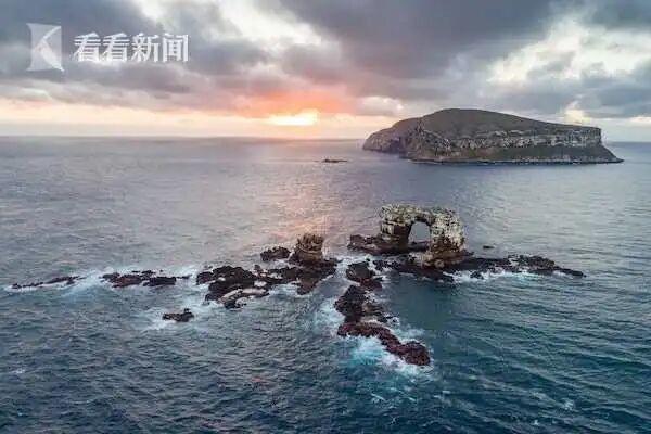 鲁政委房价存在崩塌性风险__广州农林下路地标性建筑投资