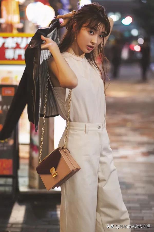 _出错黑色外套容易掉色吗_出错黑色外套容易过敏吗