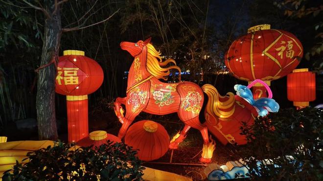 灯火璀璨不夜天！临沂宝泉胜境千灯会邀您共赴新春盛宴