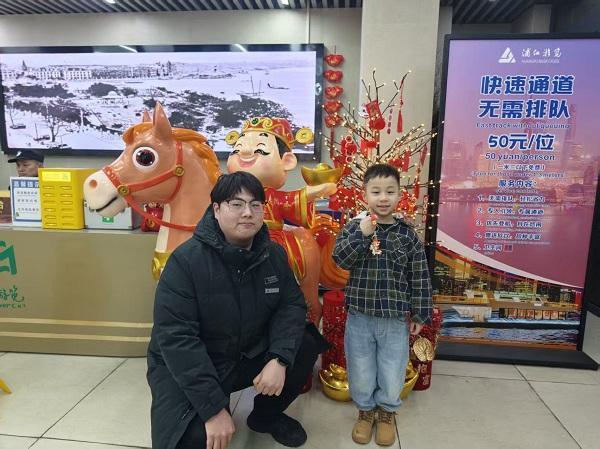 上海游船码头时间_上海游船时间表_