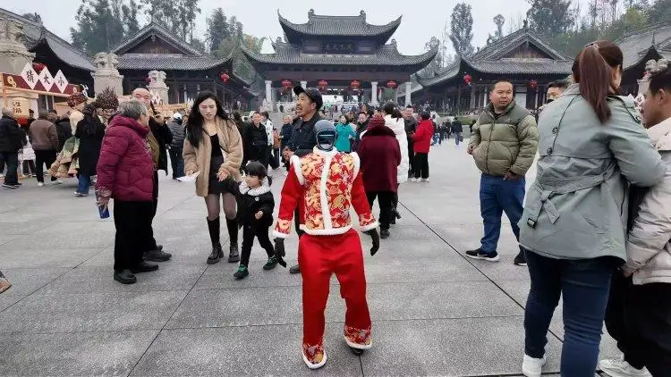 马新军个人简介_马新礼简介_