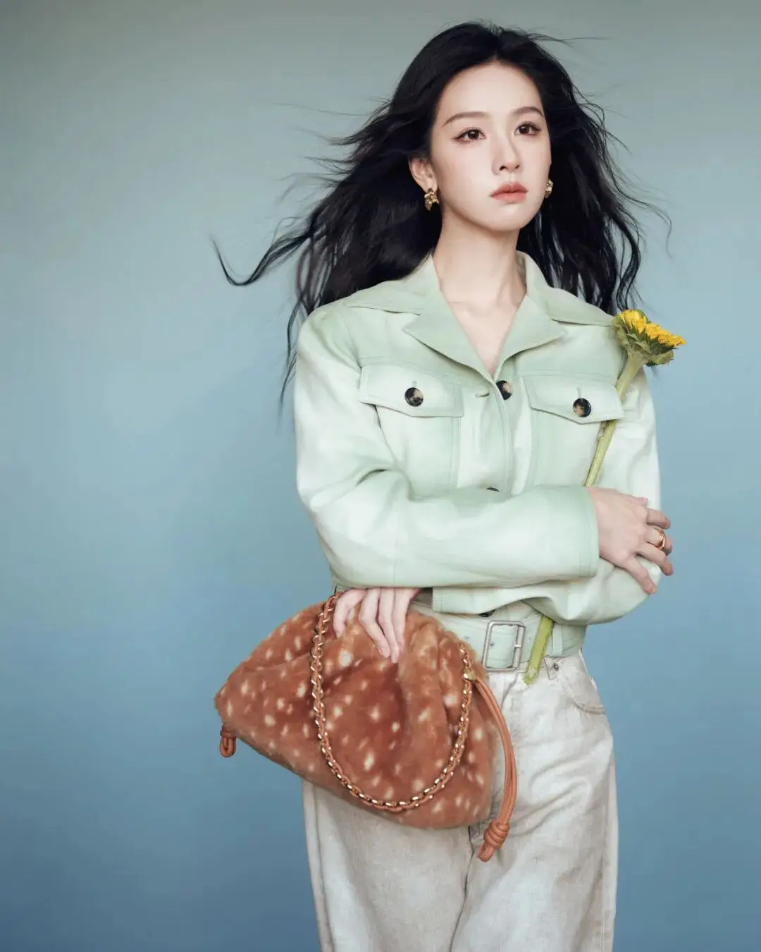 马年马年马上有钱是什么歌_女记者穿搭应该穿什么_