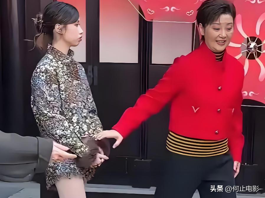 冯小刚豪宅选女__冯小刚豪宅选角