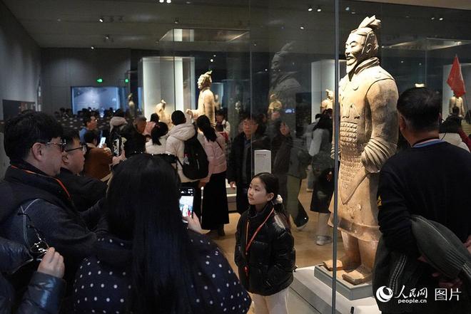 人间烟火味年味正浓时_人间烟火处年味渐浓时_