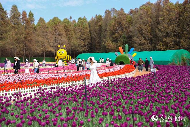 人间烟火处年味渐浓时__人间烟火味年味正浓时