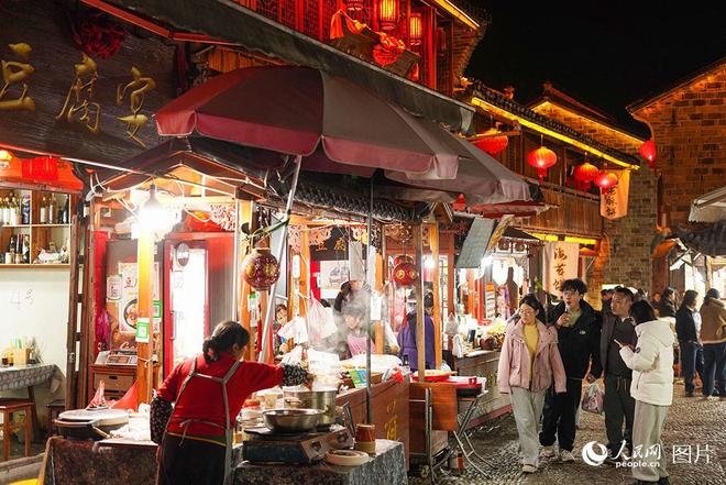 人间烟火味年味正浓时_人间烟火处年味渐浓时_