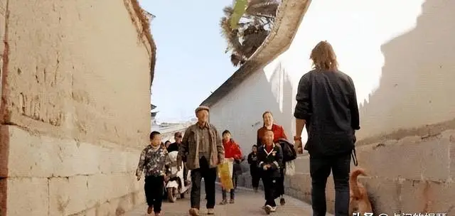 中国又一城市被“占领”，37万外国人赖着不走，目的却不是旅游？_中国又一城市被“占领”，37万外国人赖着不走，目的却不是旅游？_