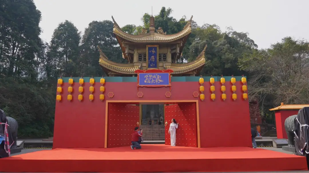 乐山头条新闻今日头条_四川乐山今日头条_