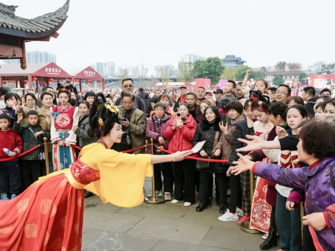 四川乐山今日头条__乐山头条新闻今日头条