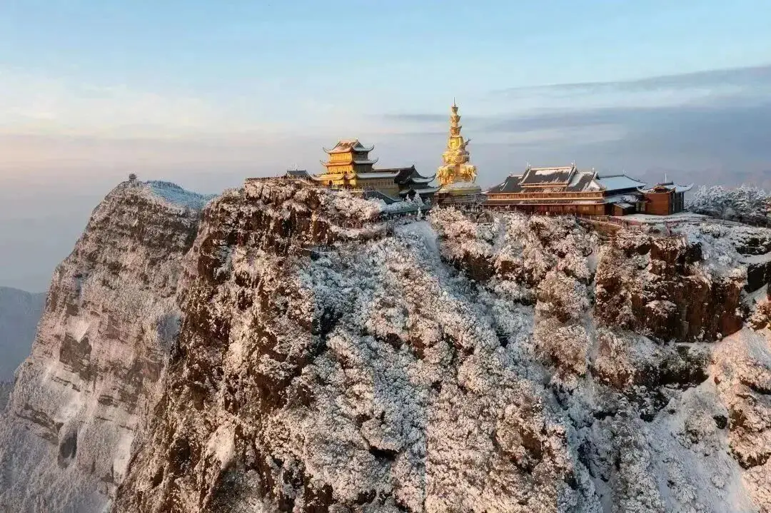 乐山头条新闻今日头条_四川乐山今日头条_