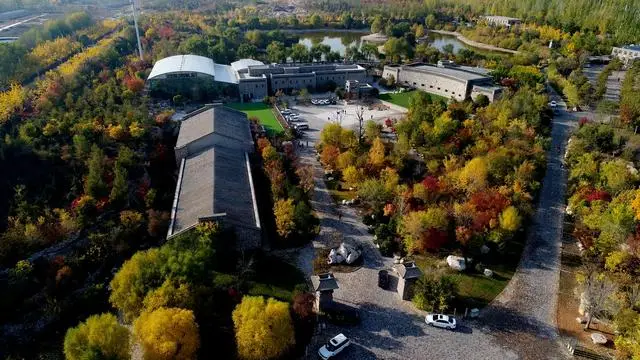 宁夏贺兰红酒庄招标公告_宁夏酒庄参观_