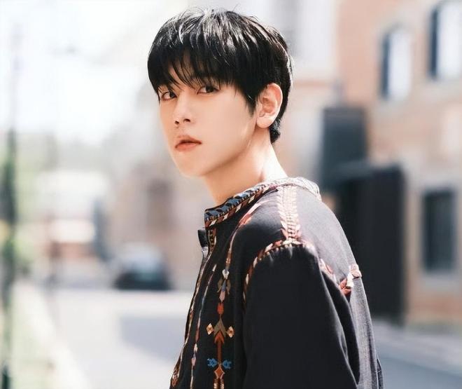 _《不让江山》杨洋的高光，被拆分给男配角？女主周洁琼竟成四番_《不让江山》杨洋的高光，被拆分给男配角？女主周洁琼竟成四番