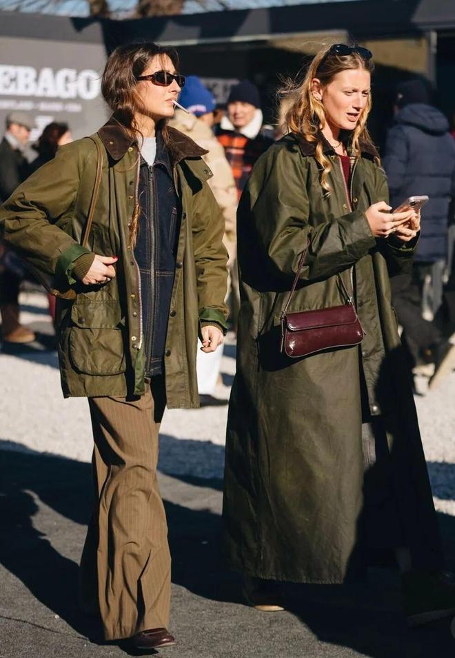 谷爱凌重伤后摘银,31岁水管工首登冬奥,她们穿的也很精彩!__谷爱凌重伤后摘银,31岁水管工首登冬奥,她们穿的也很精彩!