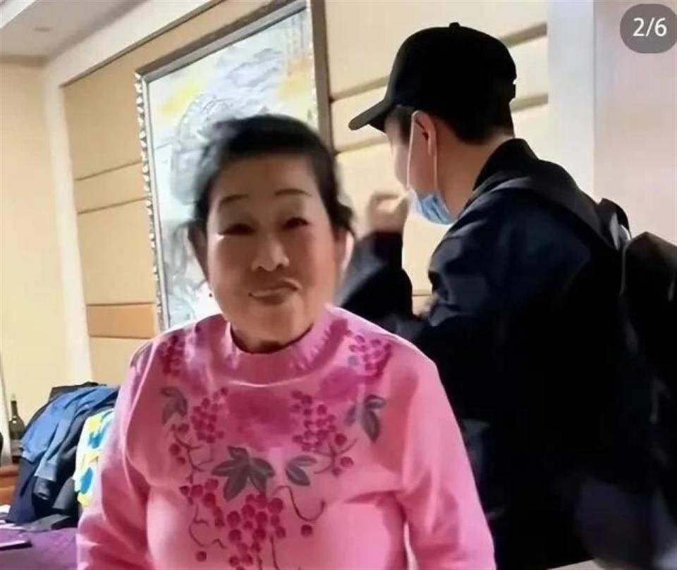 小沈阳每月给哥哥转账5万，备注就四个字！网友：这才是真亲情！