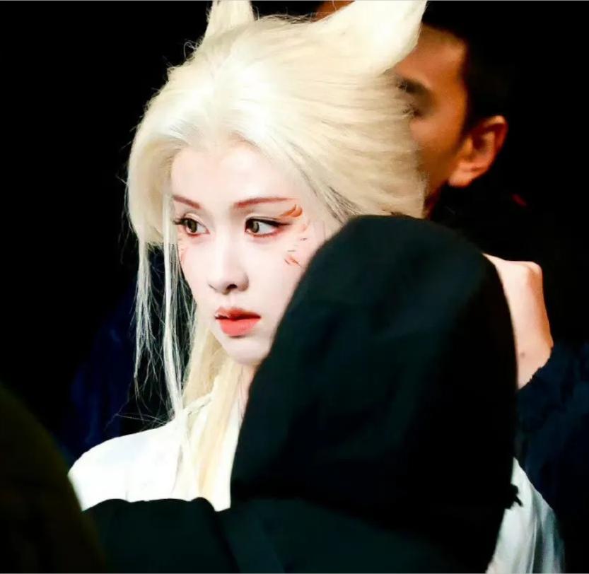 _狐狸发型教程_狐狸美妆是正品吗