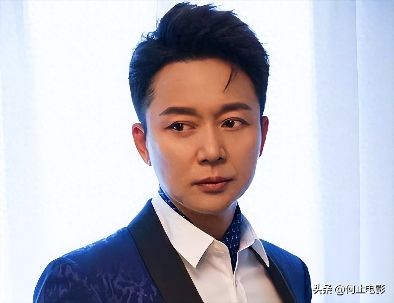 他长得漂亮演技好,却赚不到钱被离婚,到44岁终翻身如今儿女双全