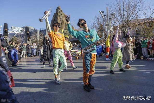 _环球跑是什么_看香头(24香头)图片