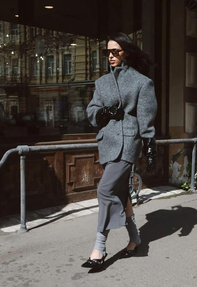 小黑鞋搭配什么裤子夏天__小黑鞋的搭配