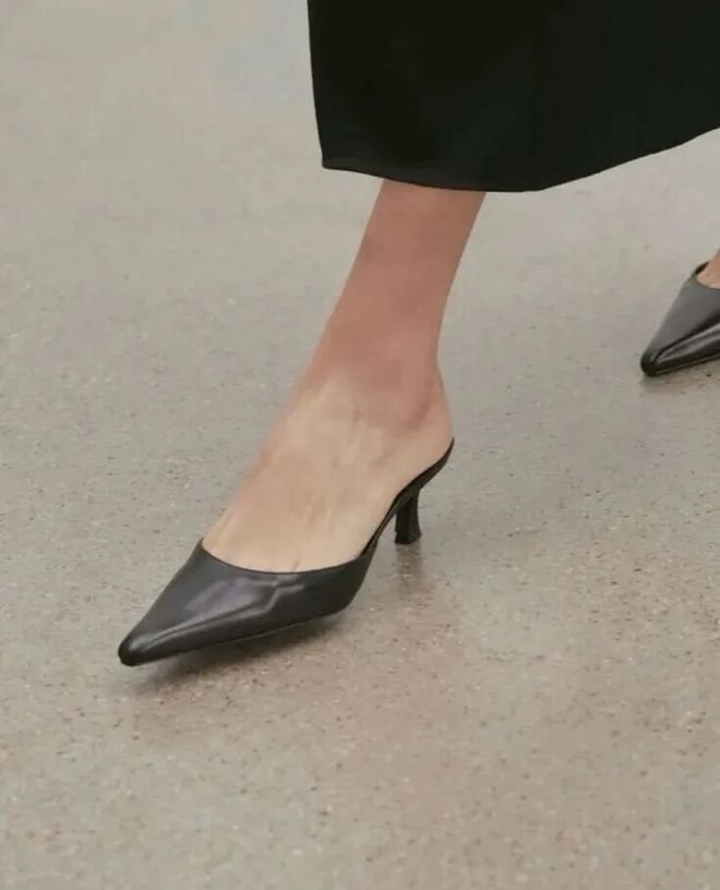 小黑鞋搭配什么裤子夏天__小黑鞋的搭配