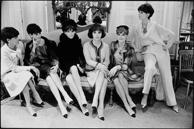 _小黑鞋的搭配_小黑鞋搭配什么裤子夏天