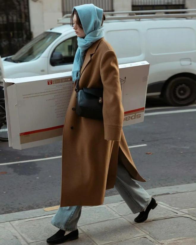 小黑鞋的搭配__小黑鞋搭配什么裤子夏天