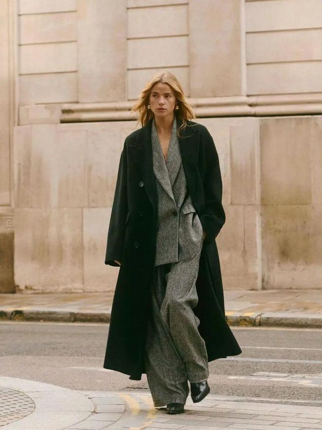 _小黑鞋搭配什么裤子夏天_小黑鞋的搭配