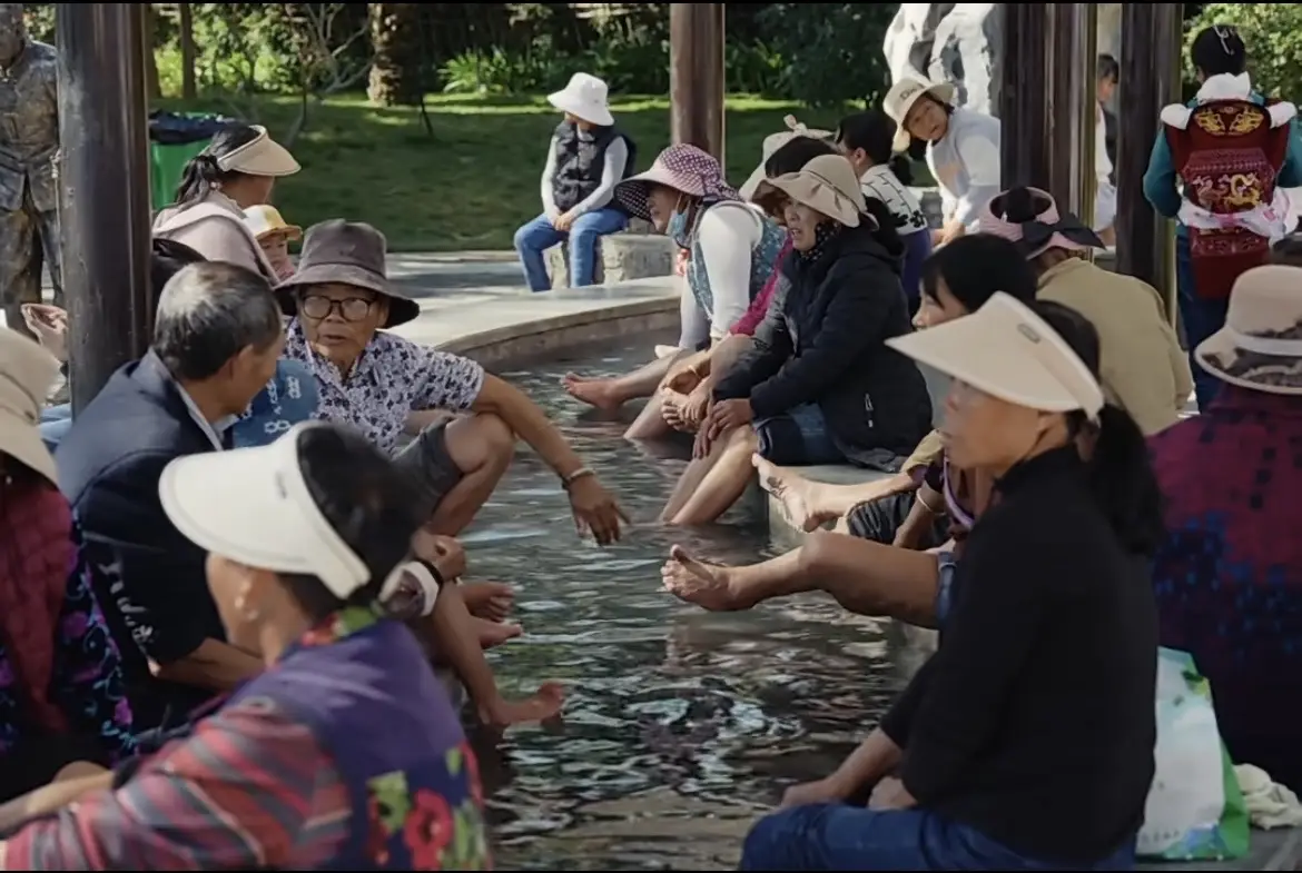 _云南保山温泉哪里好玩_云南保山温泉酒店