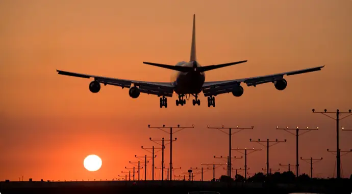 春节三亚躲清闲，10天烧掉4万5，热闹背后全是“肉痛”