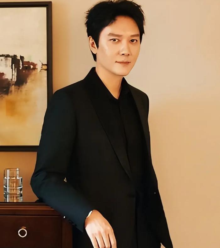 赵丽颖离婚后首露面__赵丽颖离婚后高调