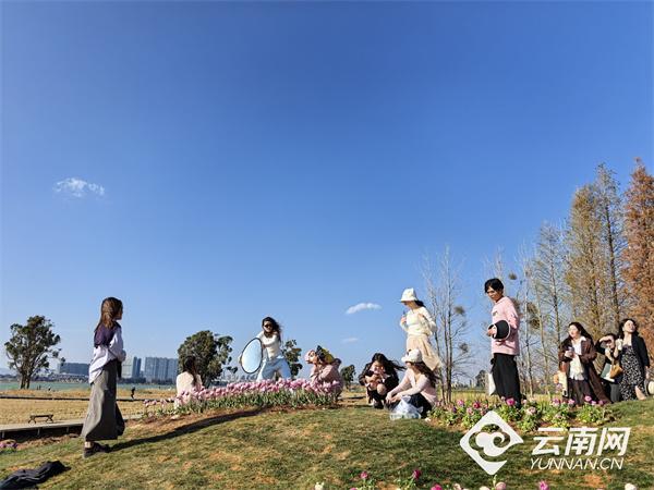 云南昆明日落时间几点_昆明日落日出_