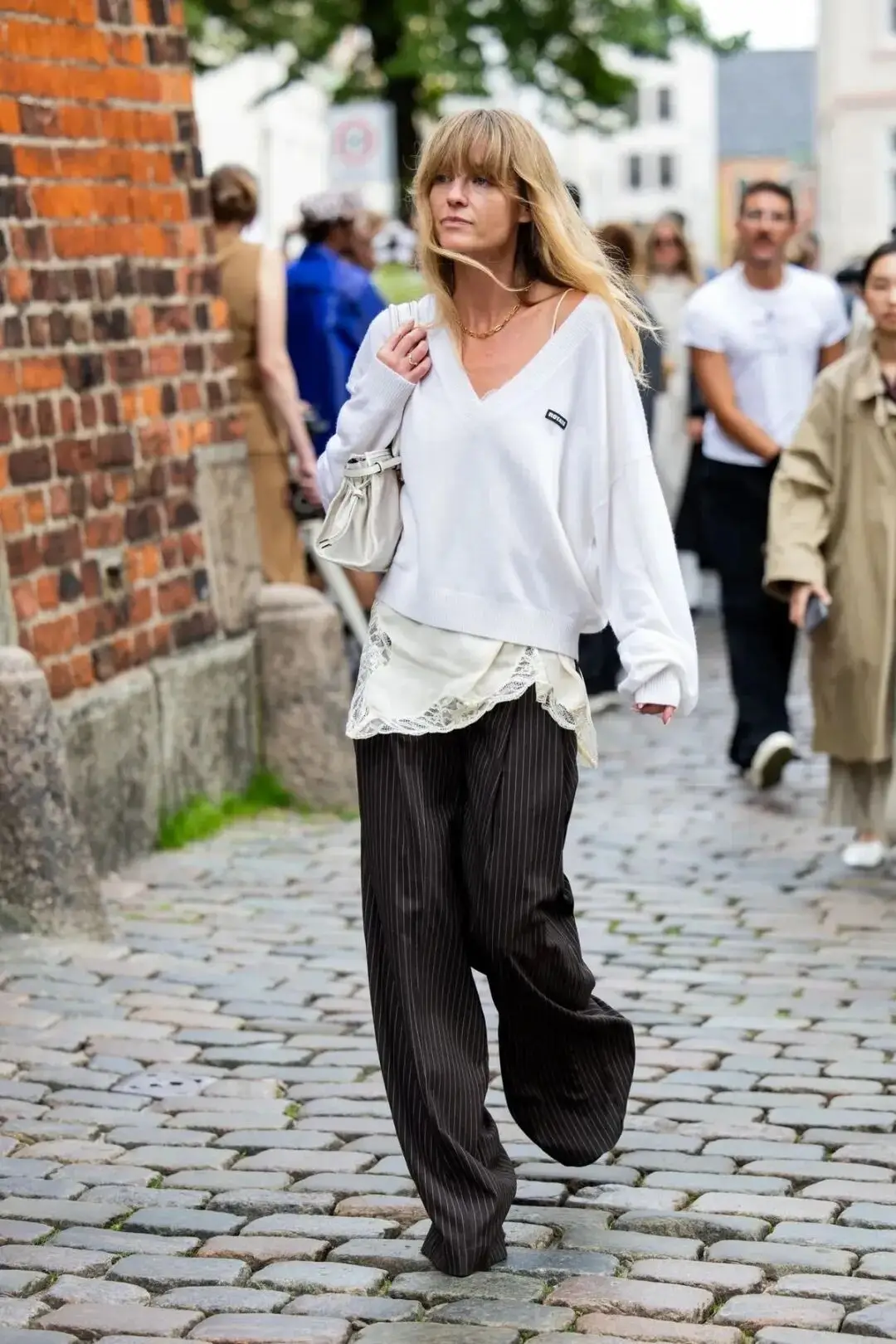 春款针织衫女_2020春季针织衫款式_