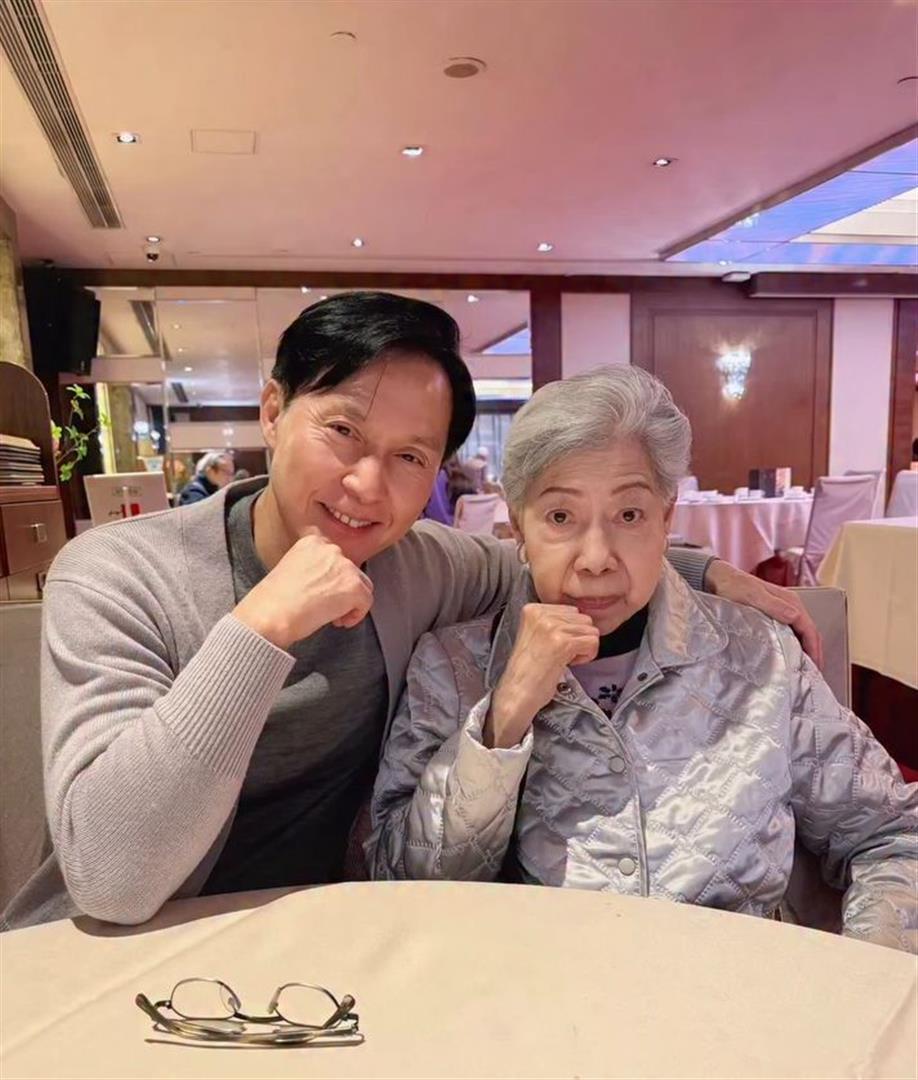 香港知名女星晚年独居无子女！早前摔倒住院，如今孤身惹人揪心