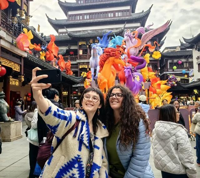 _外国人眼中的中国年有多酷？这组“之最”太惊艳！｜新民侨梁_外国人眼中的中国年有多酷？这组“之最”太惊艳！｜新民侨梁