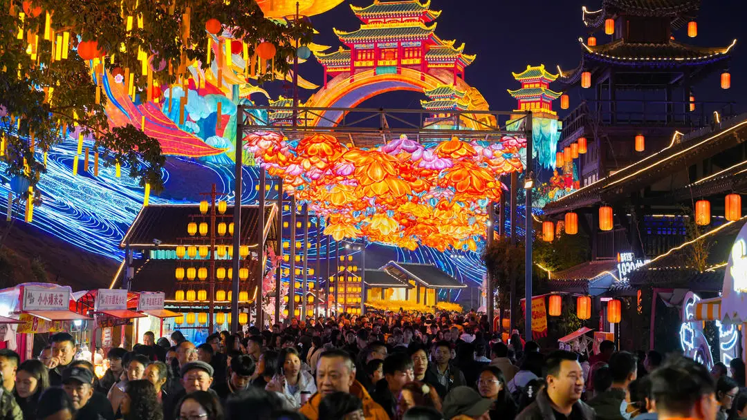 众王驾到有第二部吗什么时候__隐隐作痛怎么写