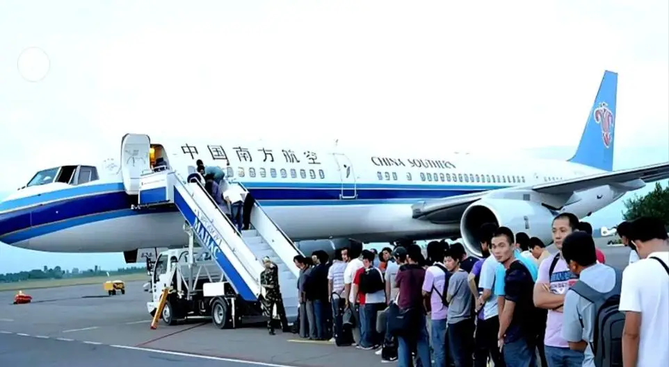 撤侨收费吗__利比亚撤侨羡慕中国人