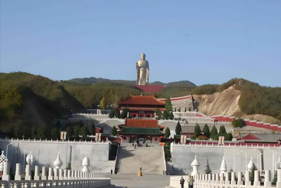 耗费12亿人民币，修建完成的“世界最高佛”，如今水喝不起拜不起_耗费12亿人民币，修建完成的“世界最高佛”，如今水喝不起拜不起_