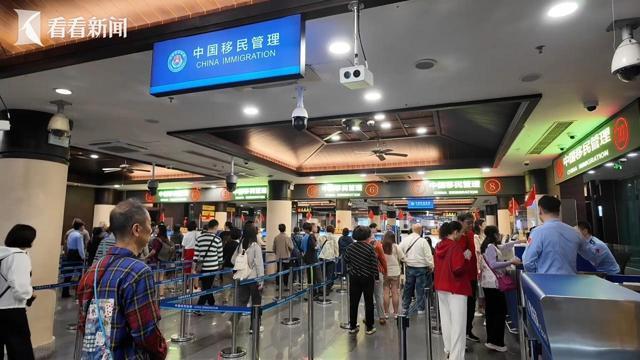 封关元年首份答卷:海南春节揽金超180亿__封关元年首份答卷:海南春节揽金超180亿