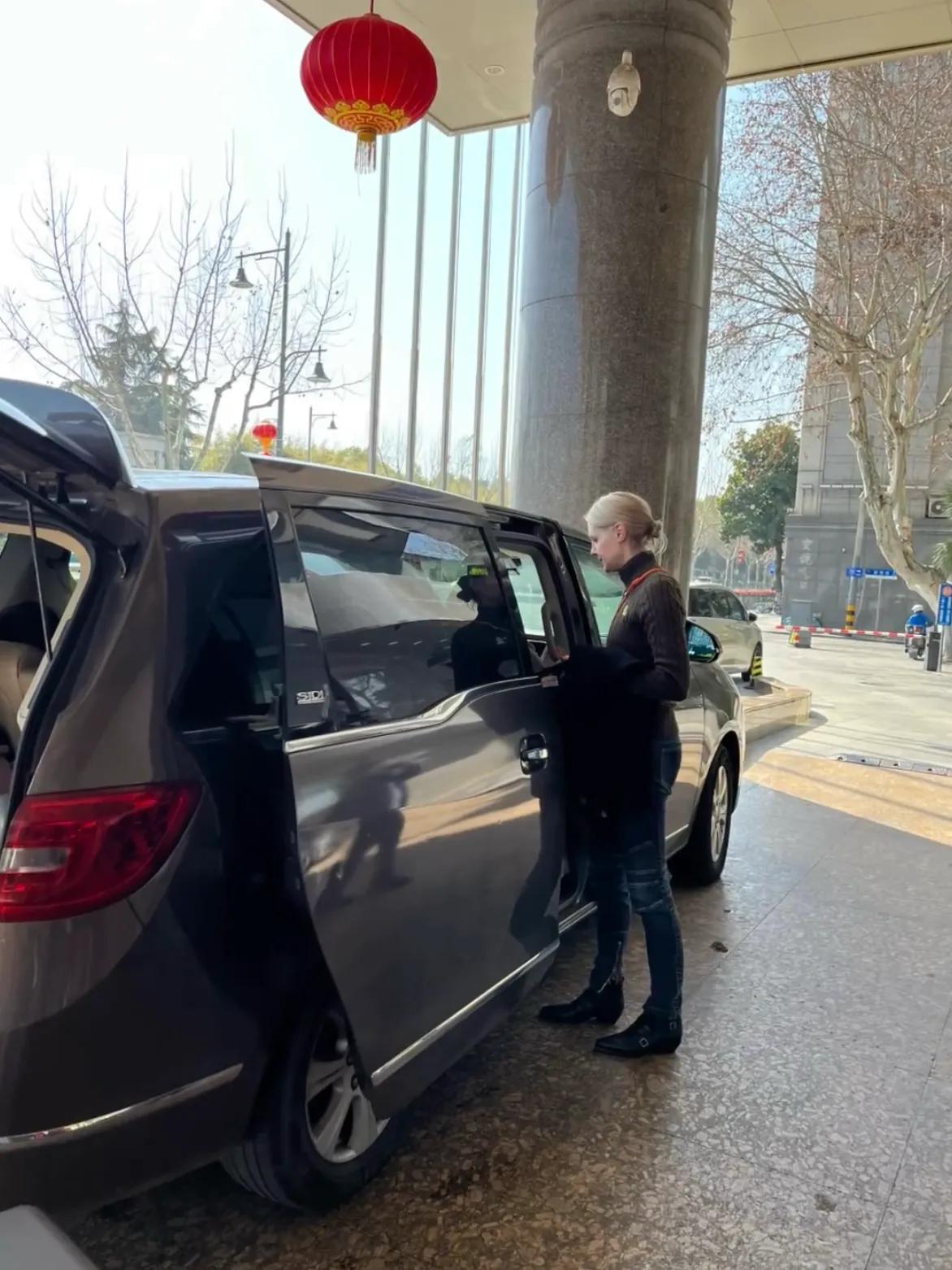 _撒贝宁武汉_撒贝宁武汉伢视频