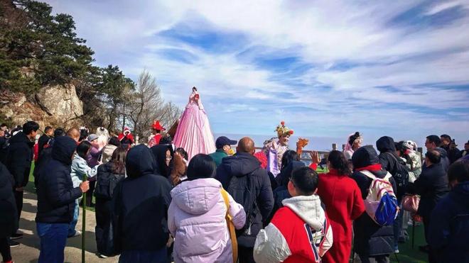 “冬享沂蒙过大年”引爆春节文旅市场,临沂迎“江浙沪包围”热潮__“冬享沂蒙过大年”引爆春节文旅市场,临沂迎“江浙沪包围”热潮