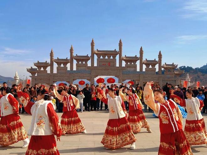“冬享沂蒙过大年”引爆春节文旅市场,临沂迎“江浙沪包围”热潮__“冬享沂蒙过大年”引爆春节文旅市场,临沂迎“江浙沪包围”热潮