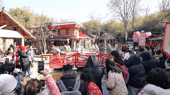 _“冬享沂蒙过大年”引爆春节文旅市场,临沂迎“江浙沪包围”热潮_“冬享沂蒙过大年”引爆春节文旅市场,临沂迎“江浙沪包围”热潮