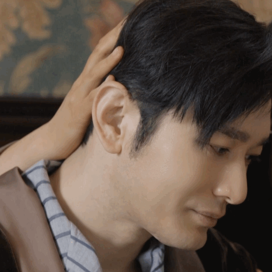 周杰伦资产有黄晓明多吗__周杰伦的婚礼和黄晓明的婚礼