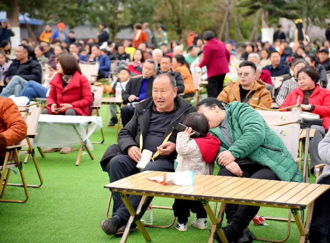 _单日超30万人次参与!“元九登高”为啥这么火?_单日超30万人次参与!“元九登高”为啥这么火?