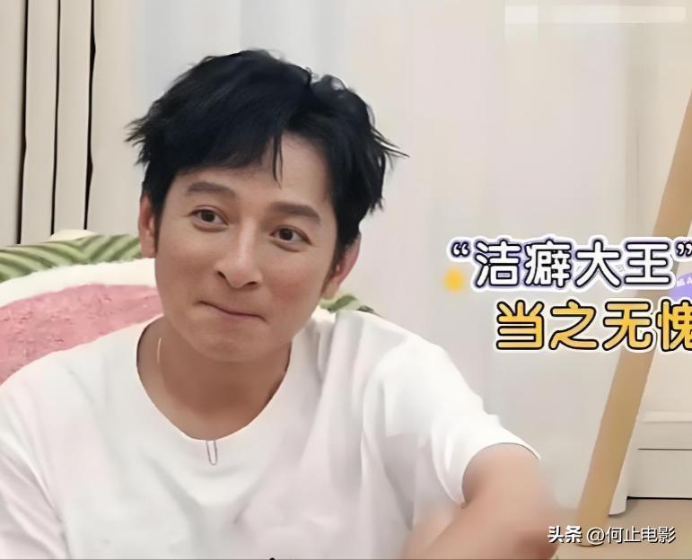 _49岁无儿无女的李维嘉，从主持人到“精神病”，怎么活成这样？_49岁无儿无女的李维嘉，从主持人到“精神病”，怎么活成这样？