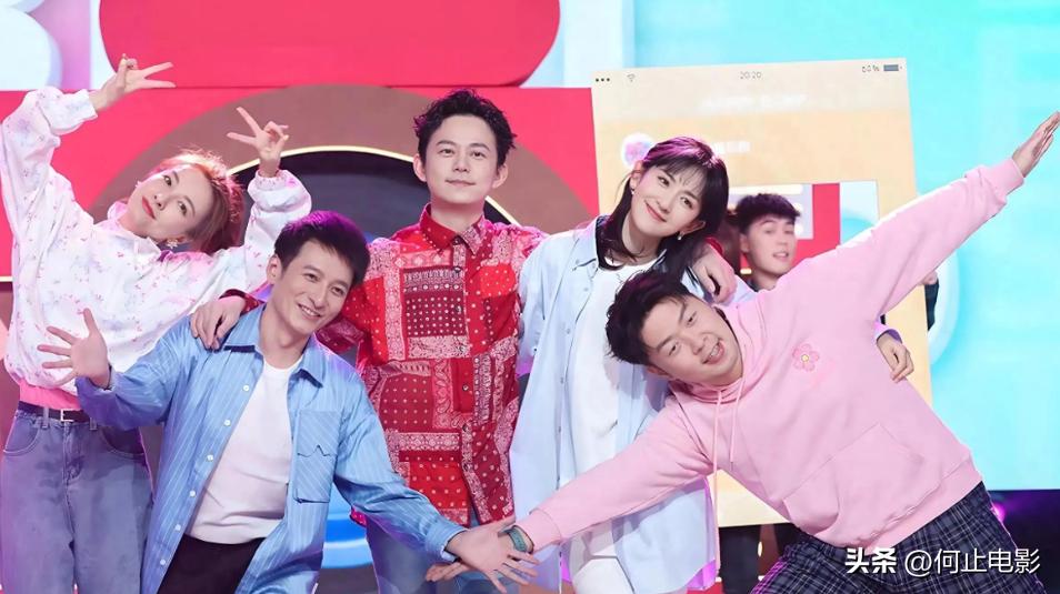 49岁无儿无女的李维嘉，从主持人到“精神病”，怎么活成这样？_49岁无儿无女的李维嘉，从主持人到“精神病”，怎么活成这样？_