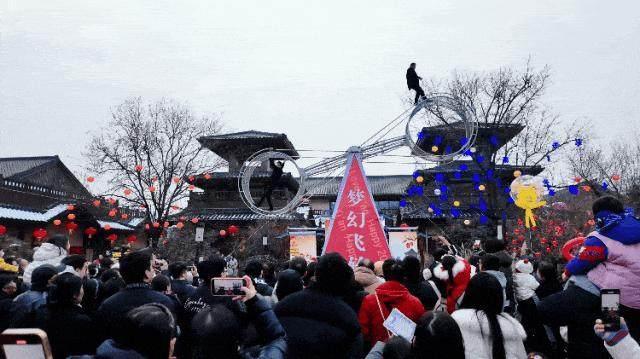 “西安年·最中国”西咸答卷：文旅融合燃动新春，央媒聚焦彰显发展动能_“西安年·最中国”西咸答卷：文旅融合燃动新春，央媒聚焦彰显发展动能_